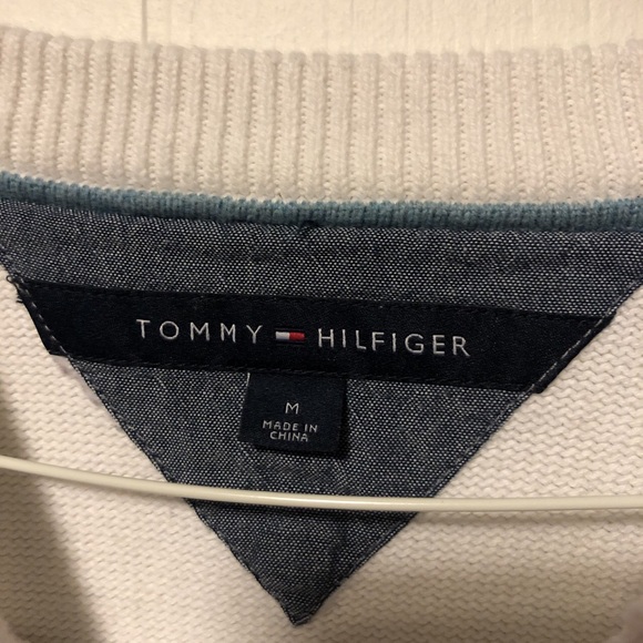 Vintage Tommy Hilfiger sweater - Picture 2 of 3